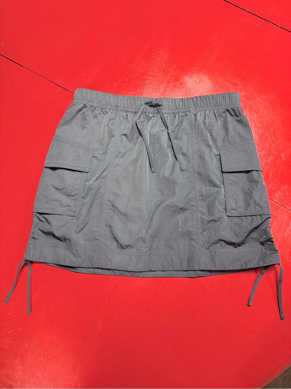 LULULEMON CHARCOAL CARGO SKIRT CINCH SIDES